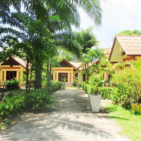 Happiness Resort Ban Khlong Haeng Exterior foto